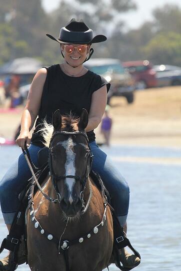 Marion horse back riding