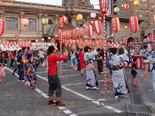 The Haunting History Of Halloween Around The World - Iti Translates